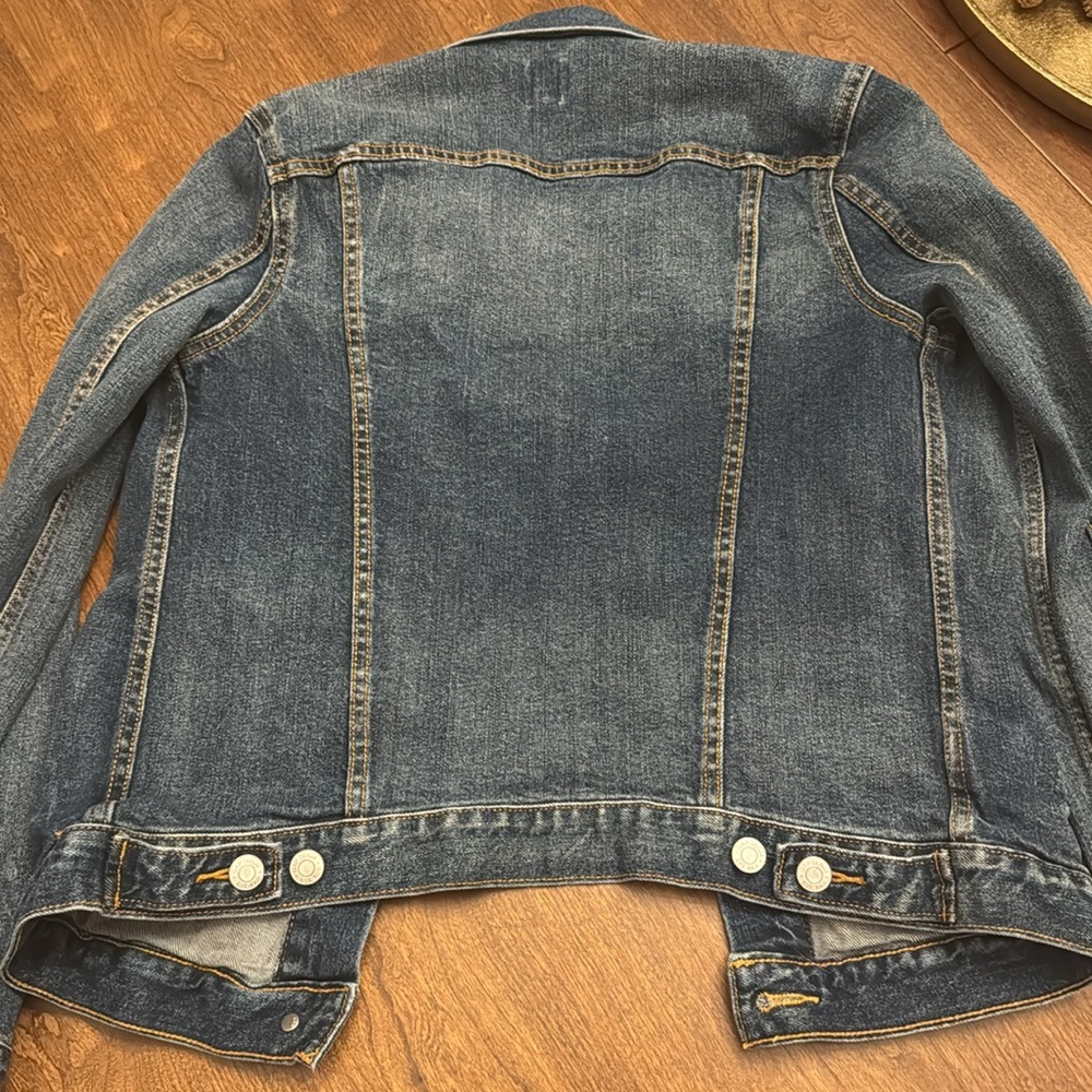 GAP Blue Jean Jacket - Picture 3 of 3